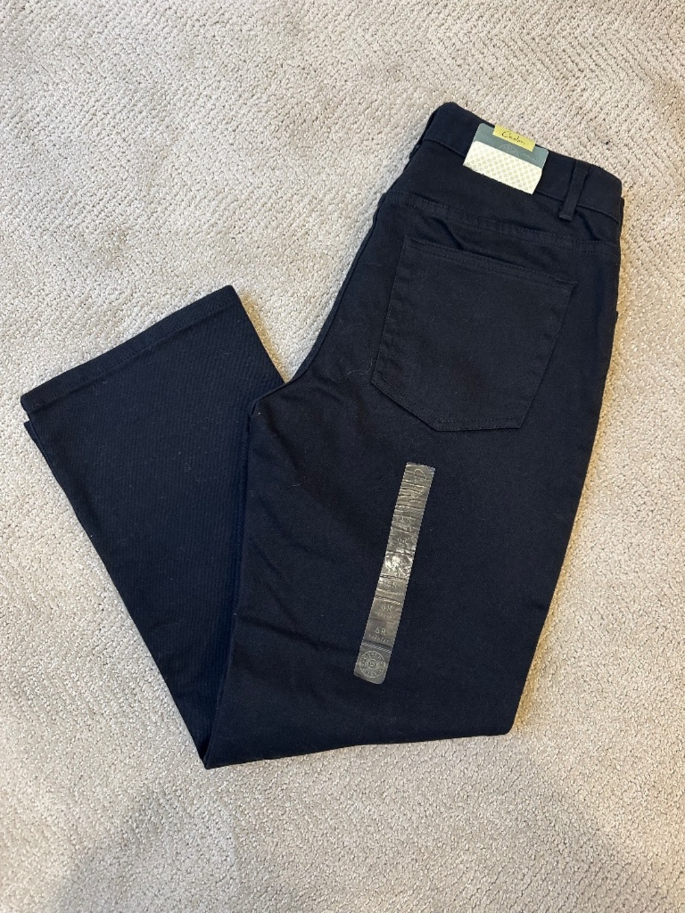 Black cropped jeans sz 6 nwt